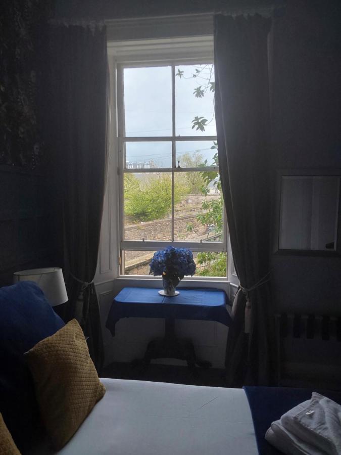 East Claremont Guest House Единбург Екстериор снимка
