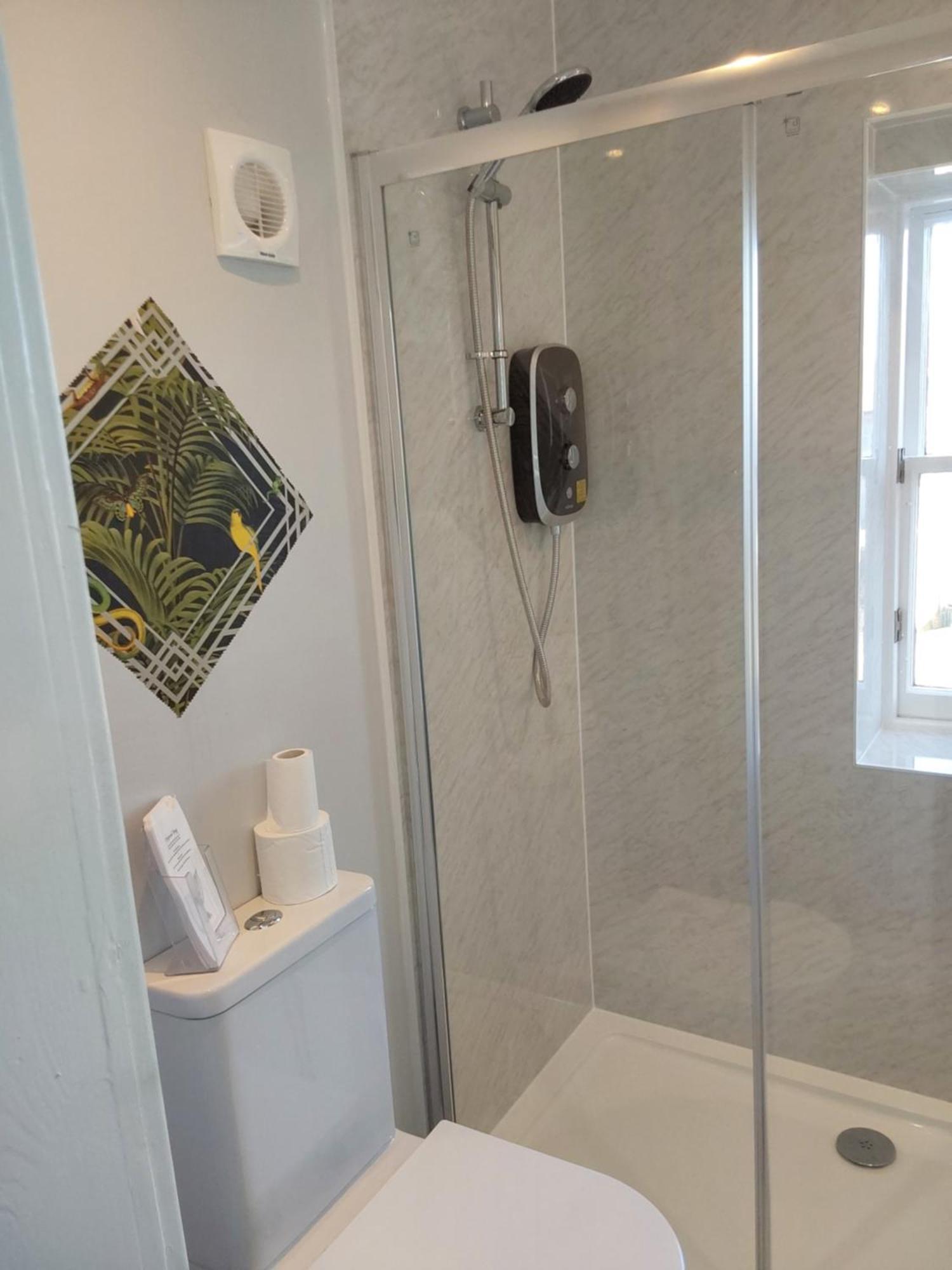 East Claremont Guest House Единбург Екстериор снимка