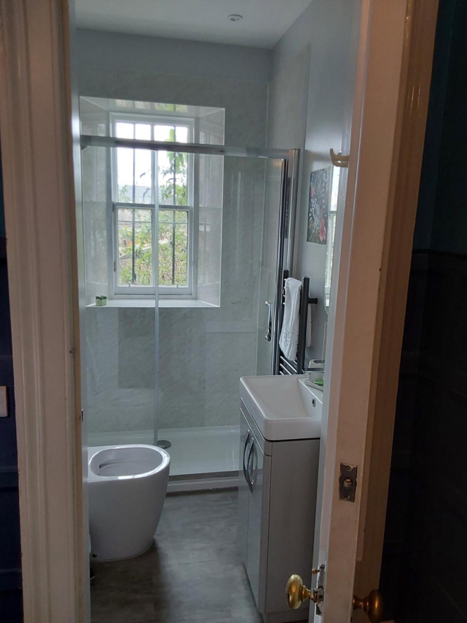 East Claremont Guest House Единбург Екстериор снимка