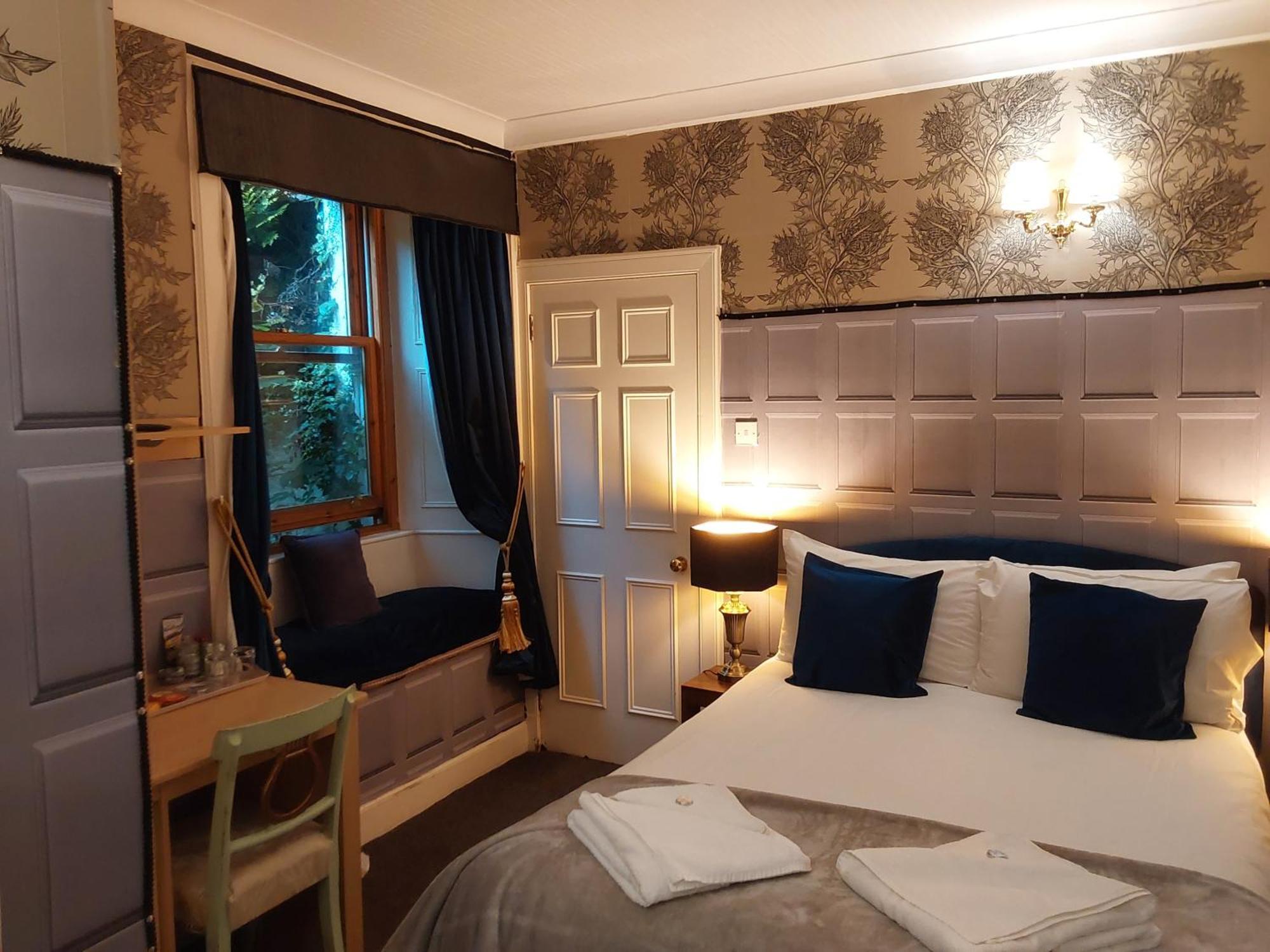 East Claremont Guest House Единбург Екстериор снимка