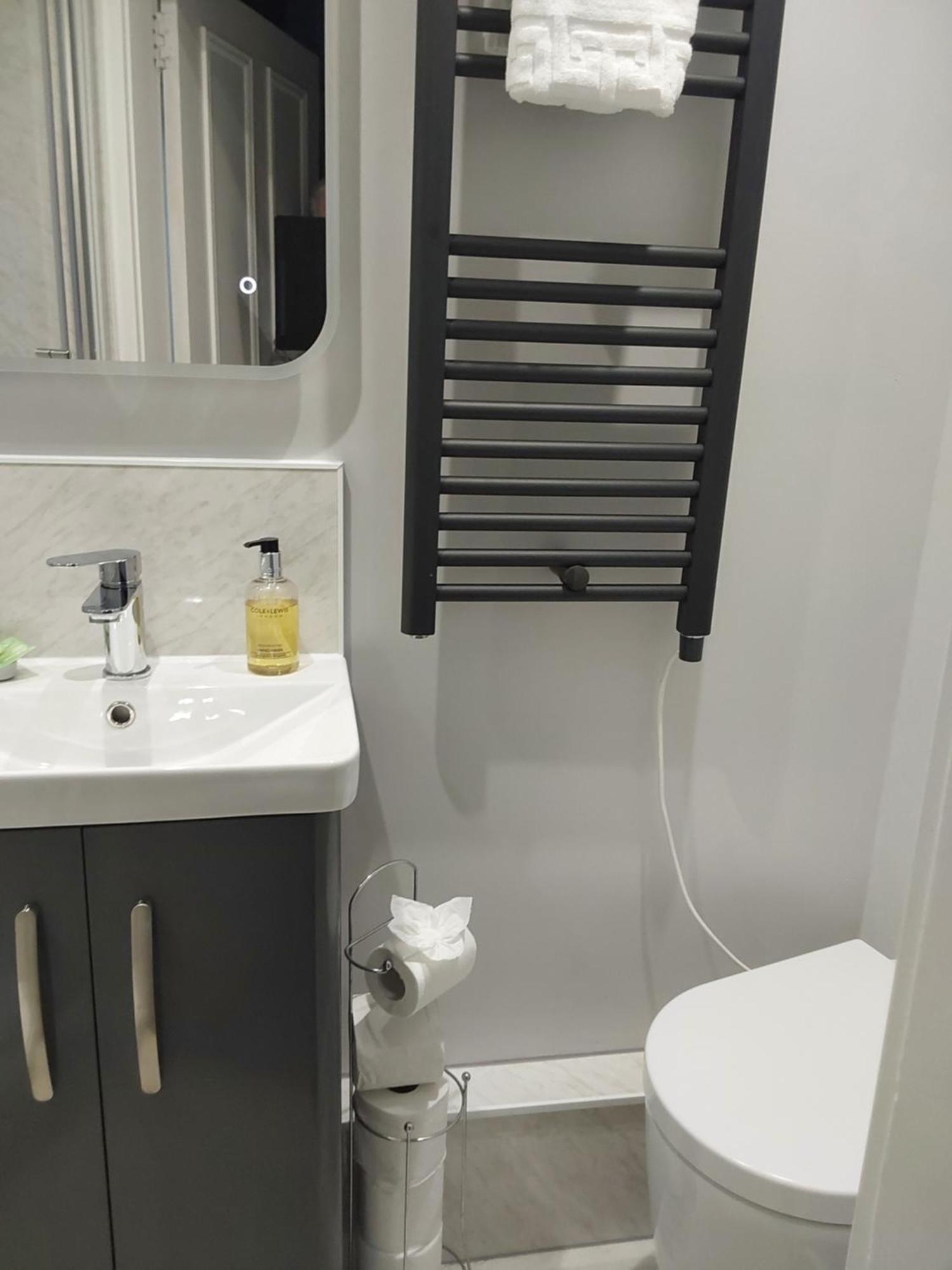 East Claremont Guest House Единбург Екстериор снимка